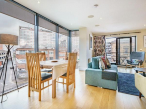 Pass the Keys City Centre Incredible 2BR Corner Apt with Balcony